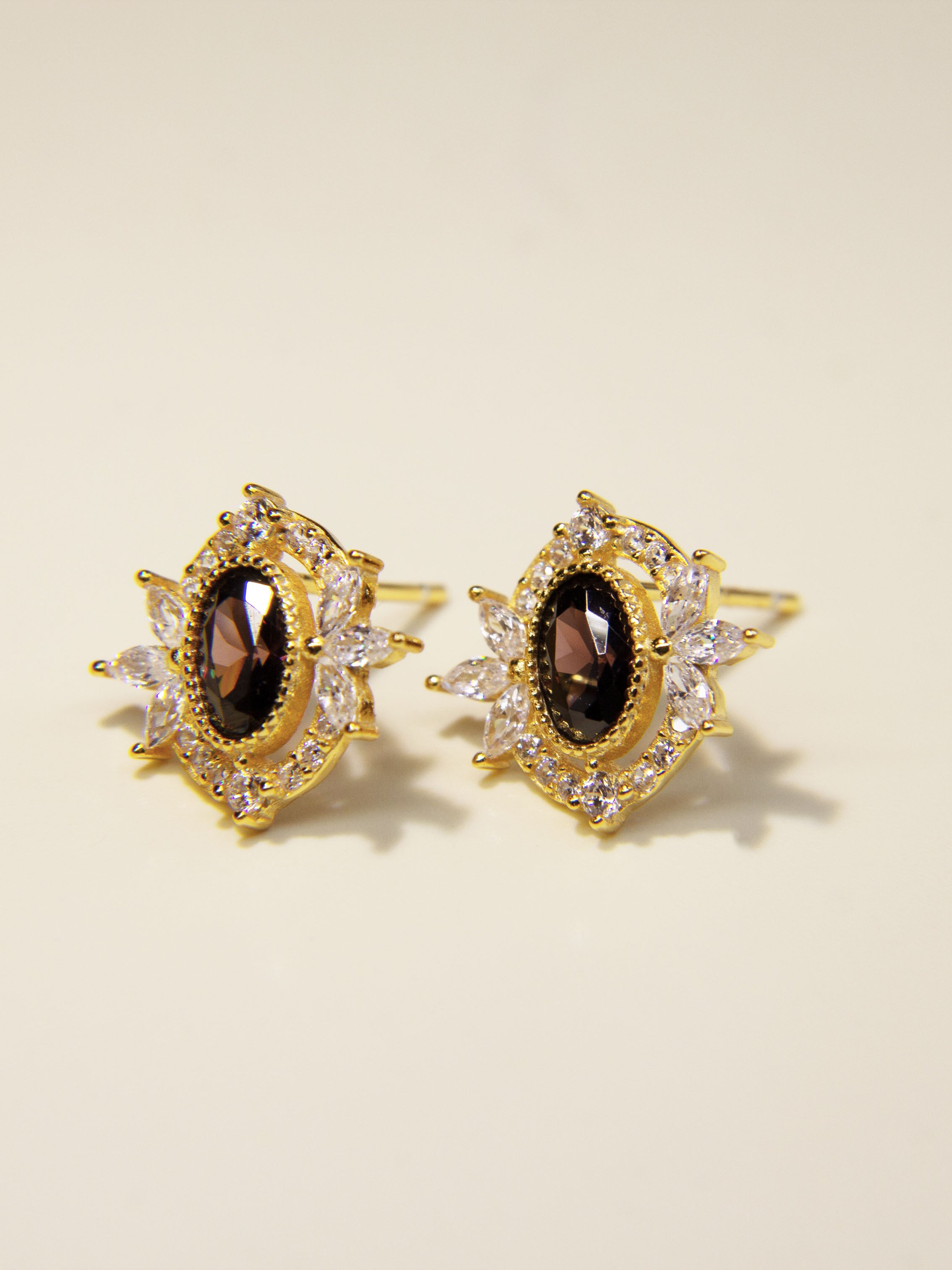 • Vintage Brown Crystal Earrings Oval Gemstone Stud Earrings Flower Topaz Earrings •