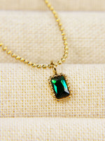 Load image into Gallery viewer, • Emerald Gemstone Necklace | 18K Gold Vintage Necklace| Emerald Pendant Necklace •
