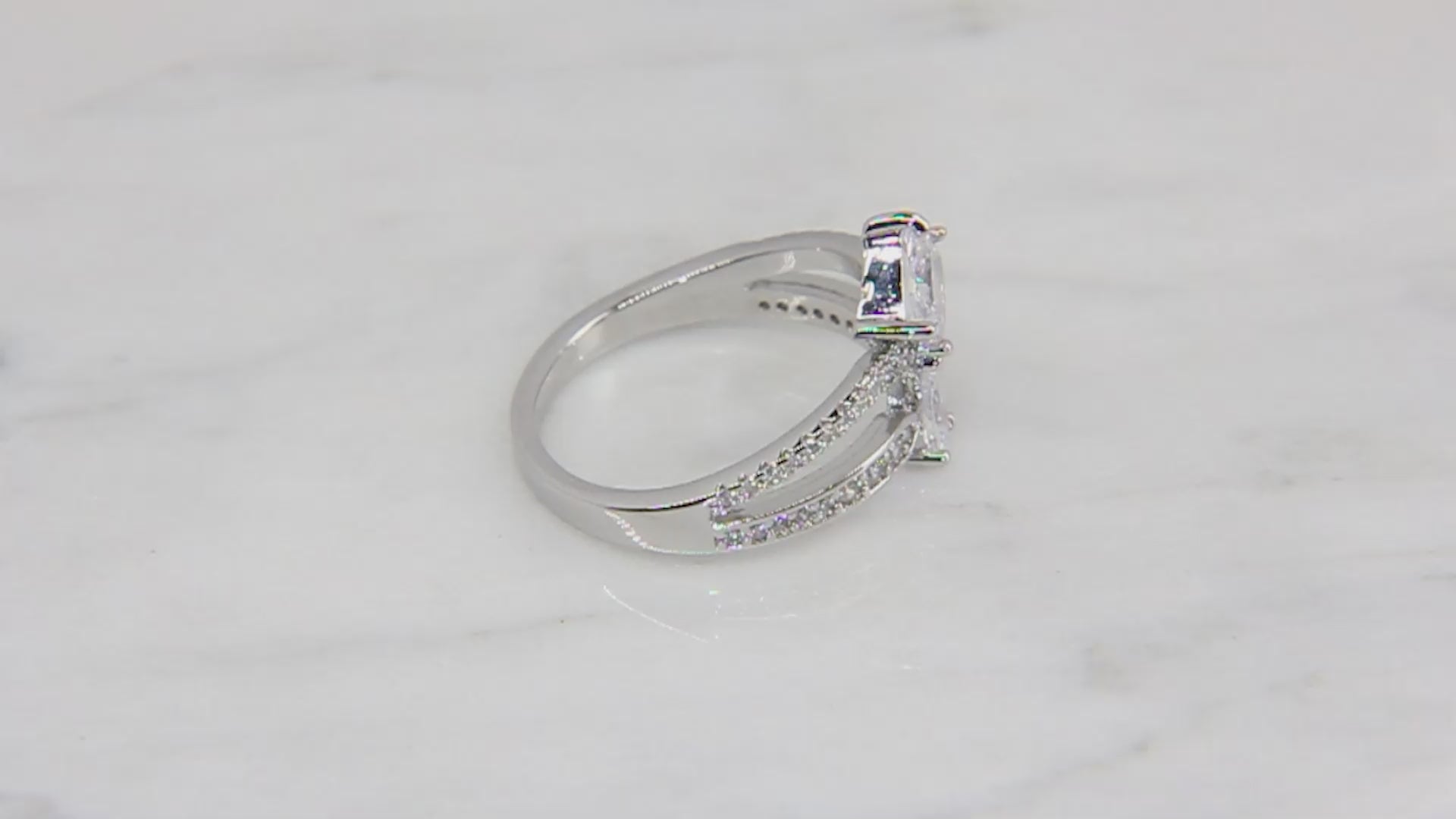 • Princess Diamond Ring | Coronation Diamond Ring | Pear Diamond Ring •