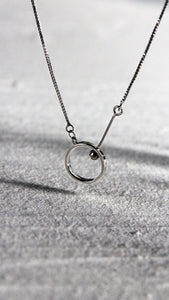 • Minimalist Geometric Circle Necklace •